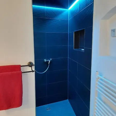 Appartement Altes Gewoelbe Mit Sauna Und Whirlpool Im Aussenbereich *
