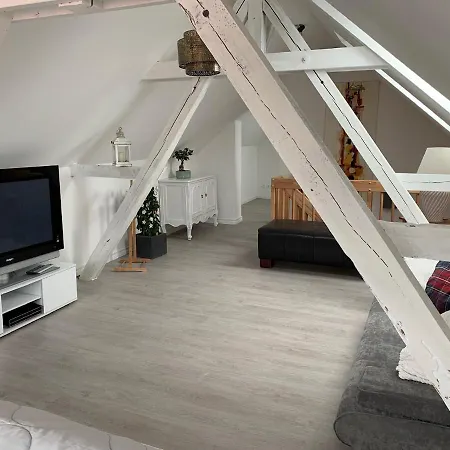 アパート Altes Gewoelbe Mit Sauna Und Whirlpool Im Aussenbereich