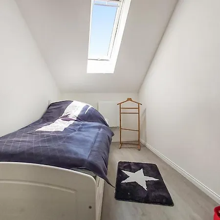 Altes Gewoelbe Mit Sauna Und Whirlpool Im Aussenbereich *