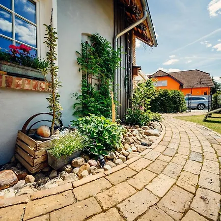 Altes Gewoelbe Mit Sauna Und Whirlpool Im Aussenbereich * Elsterheide