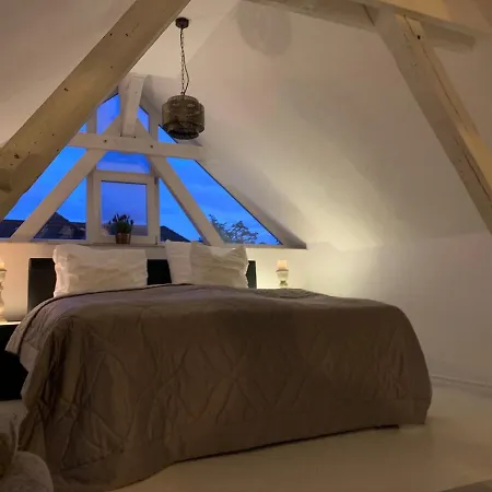 Altes Gewoelbe Mit Sauna Und Whirlpool Im Aussenbereich 아파트 *